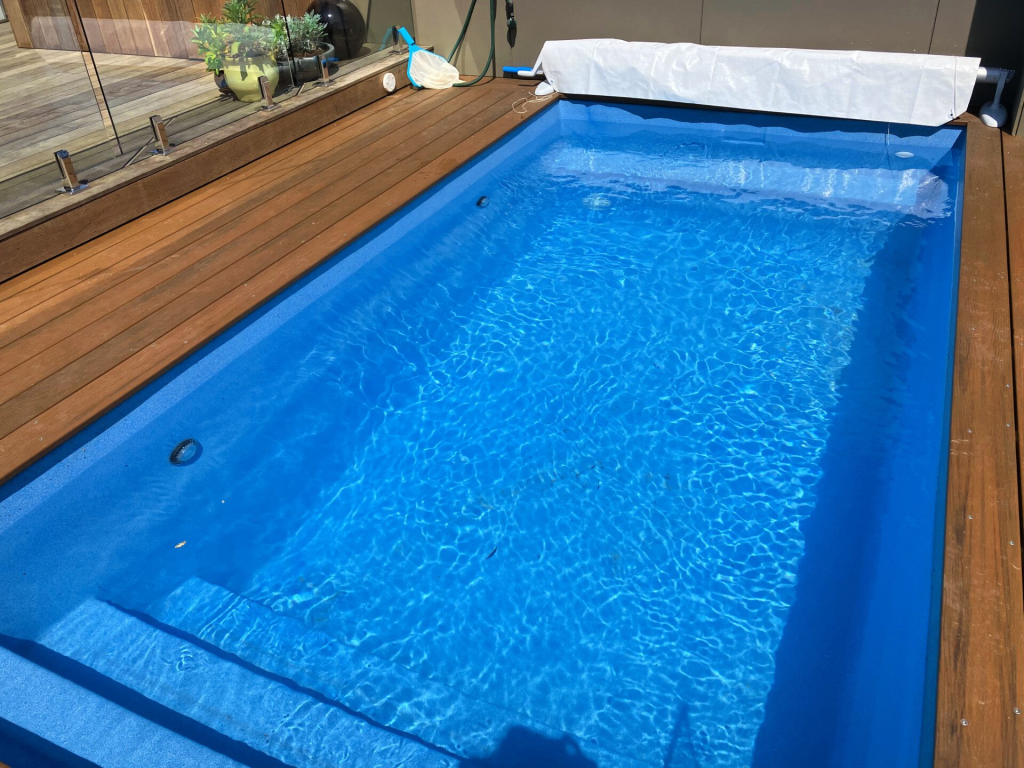 Clipper Pools - Polyworld - Affordable Freestanding Pools!